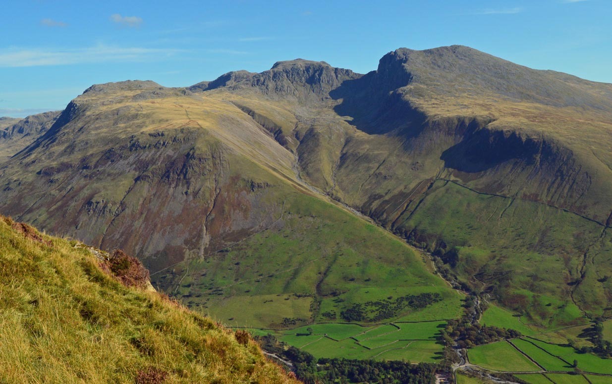 <span style="font-weight: bold;">8 of The Best Climbing Routes &amp; Hiking Trails in the UK&nbsp;</span>